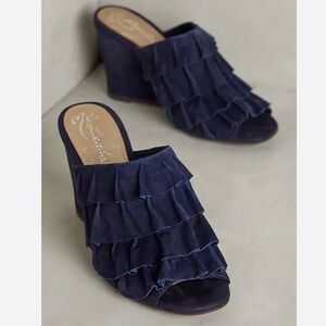 LIENDO by Seychelles Navy Ronda Suede Wedges 7.5